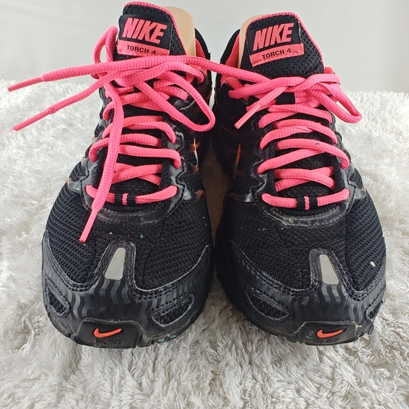 Nike Shoes - Nike Womens Size 9 Air Torch 4 Pink & Black Sneakers.